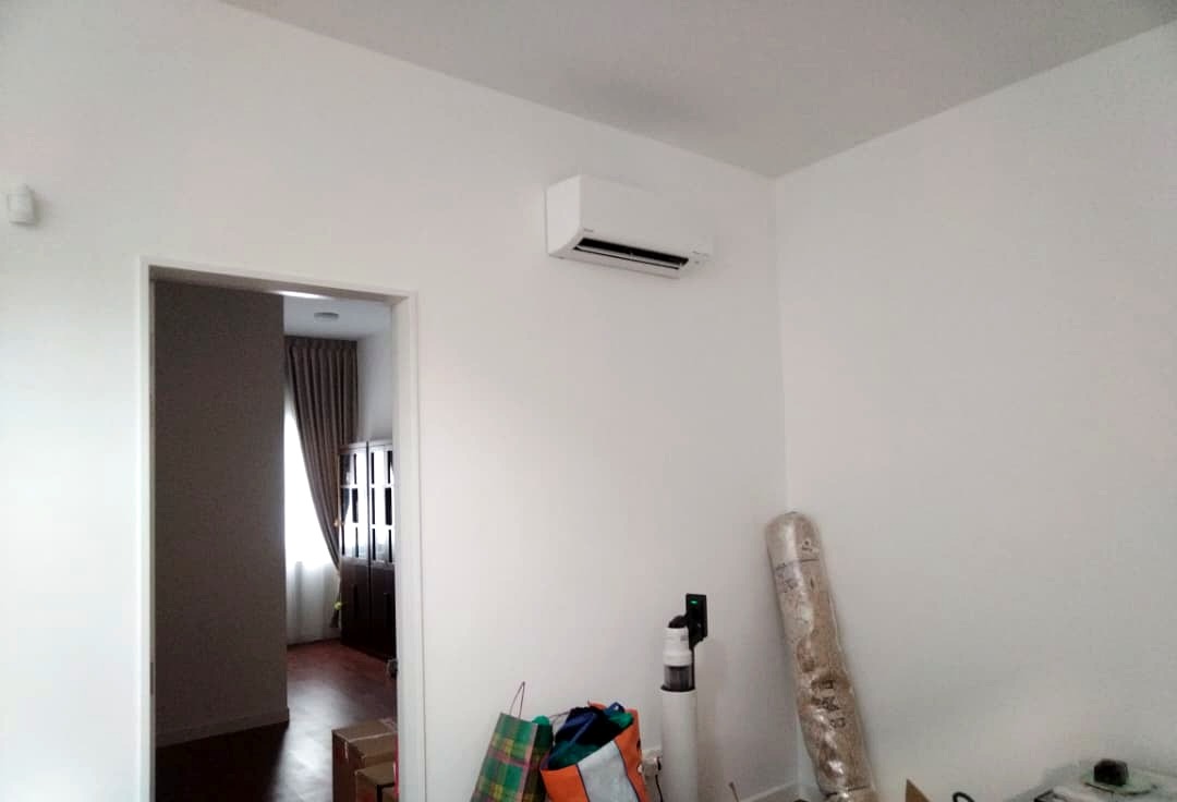Daikin indoor air-conditioning unit installed in bedroom